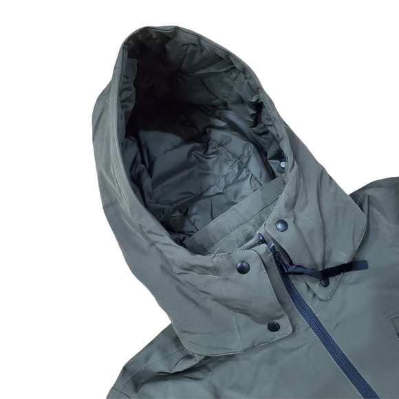 💥SOLD💥THE NORTH FACE Dry Vent Rain Jacket Windbreaker Coat - Picture 3 of 12